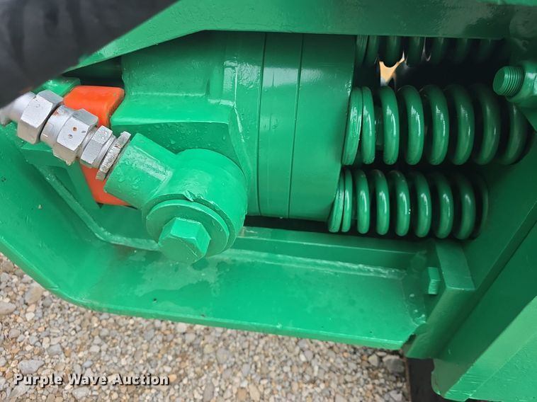 image for item EK5907 2001 Rockram 775 breaker