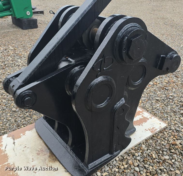 image for item EK5908 LaBounty CP60  pulverizer