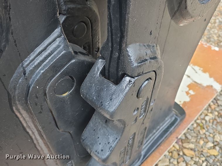 image for item EK5908 LaBounty CP60  pulverizer