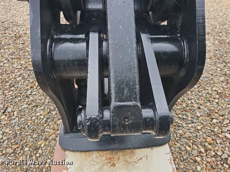 image for item EK5908 LaBounty CP60  pulverizer