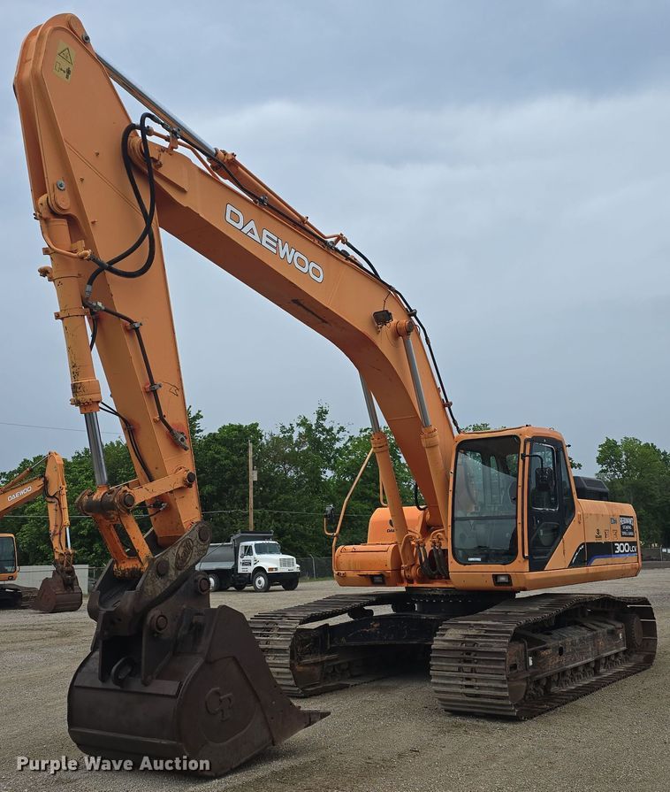 image for item EK5909 2004 Daewoo SL300LC-V excavator