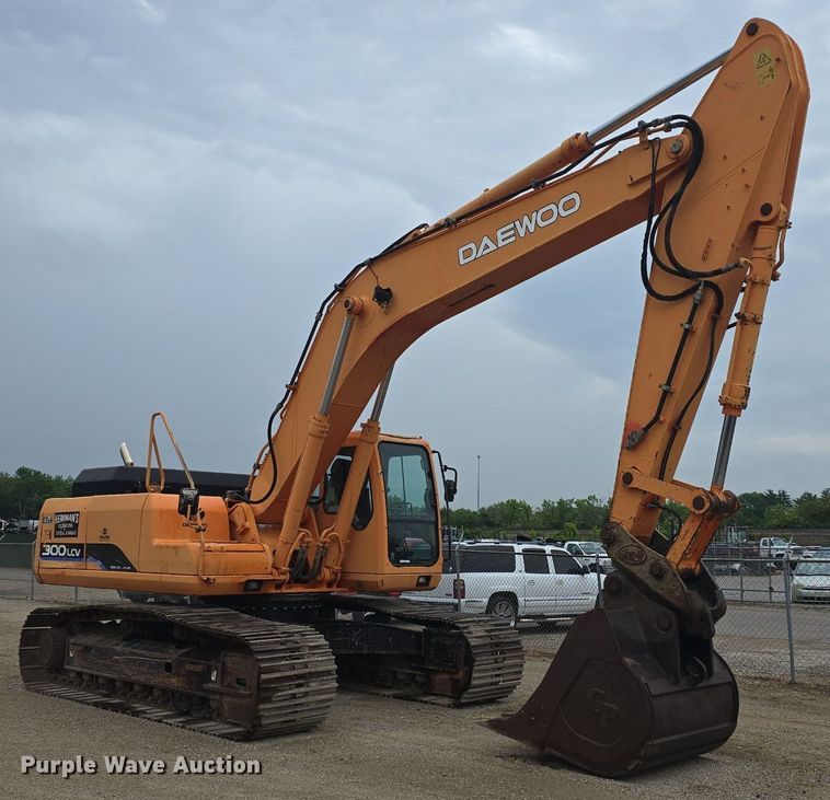 image for item EK5909 2004 Daewoo SL300LC-V excavator