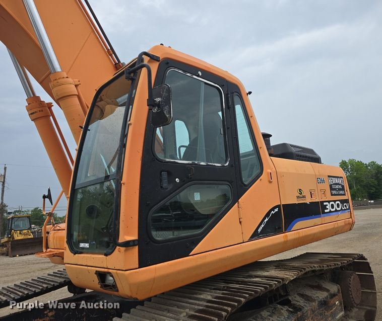 image for item EK5909 2004 Daewoo SL300LC-V excavator