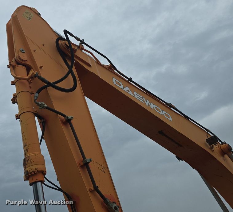 image for item EK5909 2004 Daewoo SL300LC-V excavator