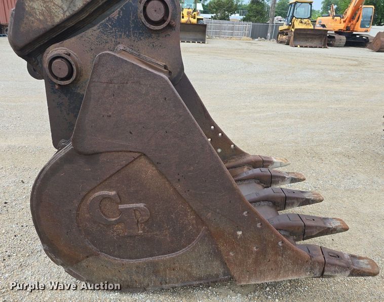 image for item EK5909 2004 Daewoo SL300LC-V excavator