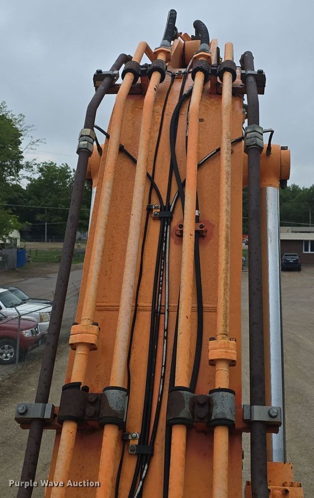 image for item EK5909 2004 Daewoo SL300LC-V excavator