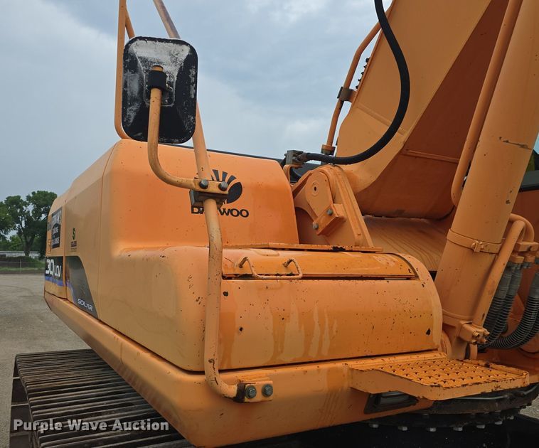 image for item EK5909 2004 Daewoo SL300LC-V excavator