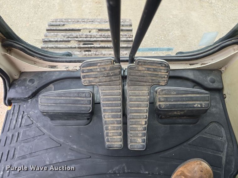 image for item EK5909 2004 Daewoo SL300LC-V excavator