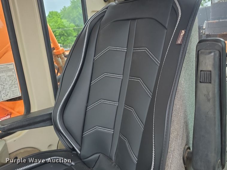 image for item EK5909 2004 Daewoo SL300LC-V excavator