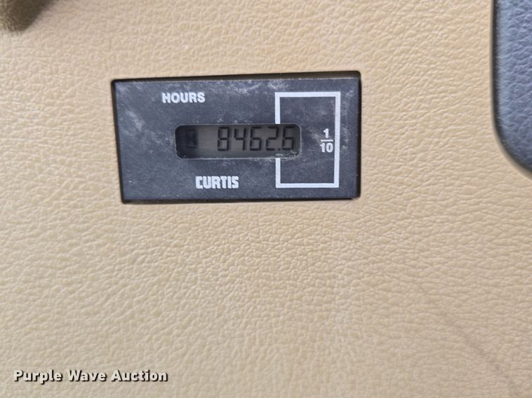 image for item EK5909 2004 Daewoo SL300LC-V excavator