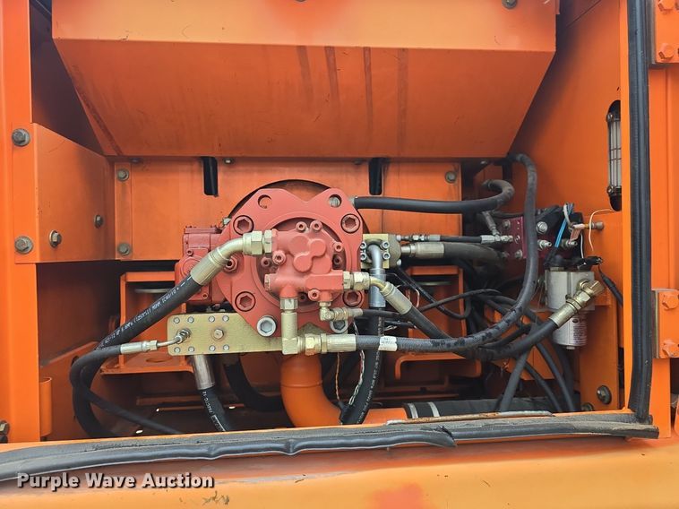 image for item EK5909 2004 Daewoo SL300LC-V excavator