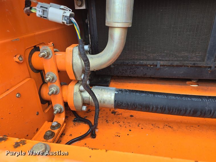 image for item EK5909 2004 Daewoo SL300LC-V excavator