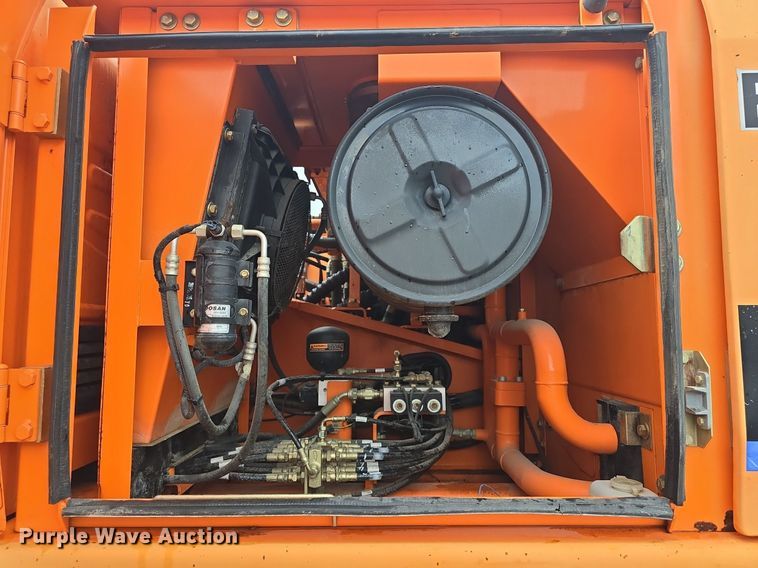 image for item EK5909 2004 Daewoo SL300LC-V excavator