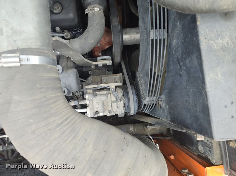 image for item EK5909 2004 Daewoo SL300LC-V excavator