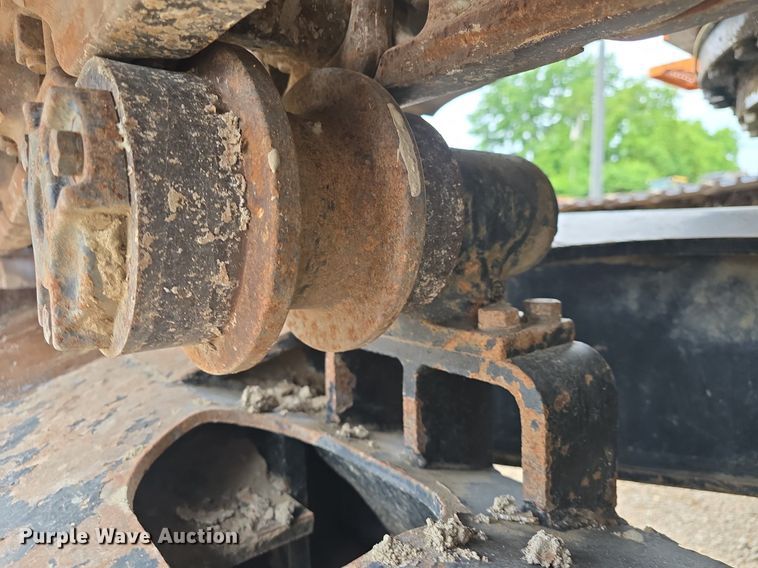 image for item EK5909 2004 Daewoo SL300LC-V excavator