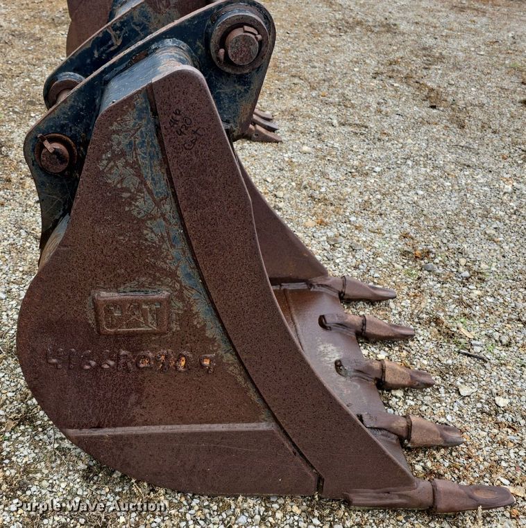 image for item EK5914 (3) Caterpillar buckets