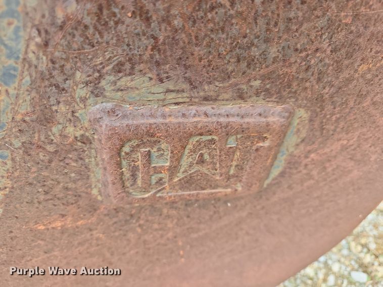 image for item EK5914 (3) Caterpillar buckets