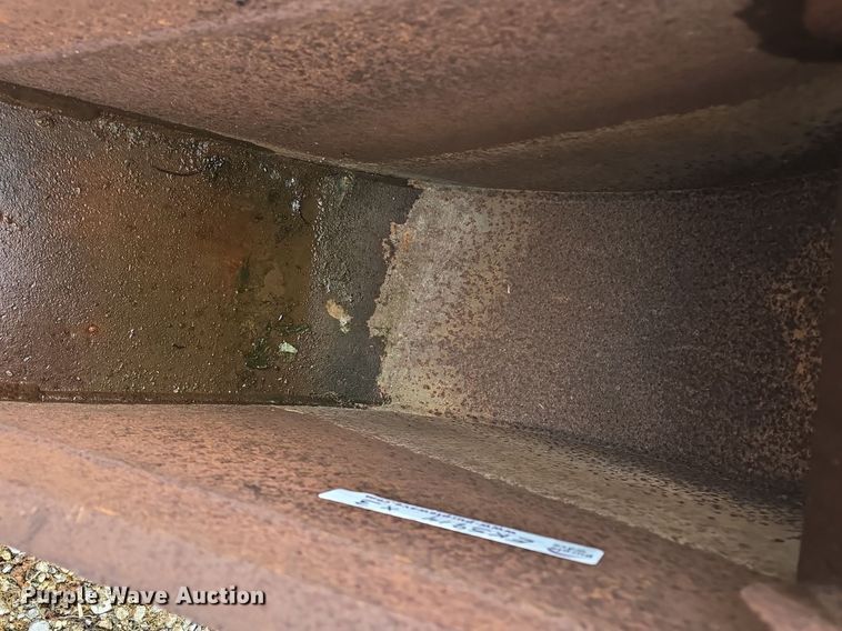 image for item EK5914 (3) Caterpillar buckets