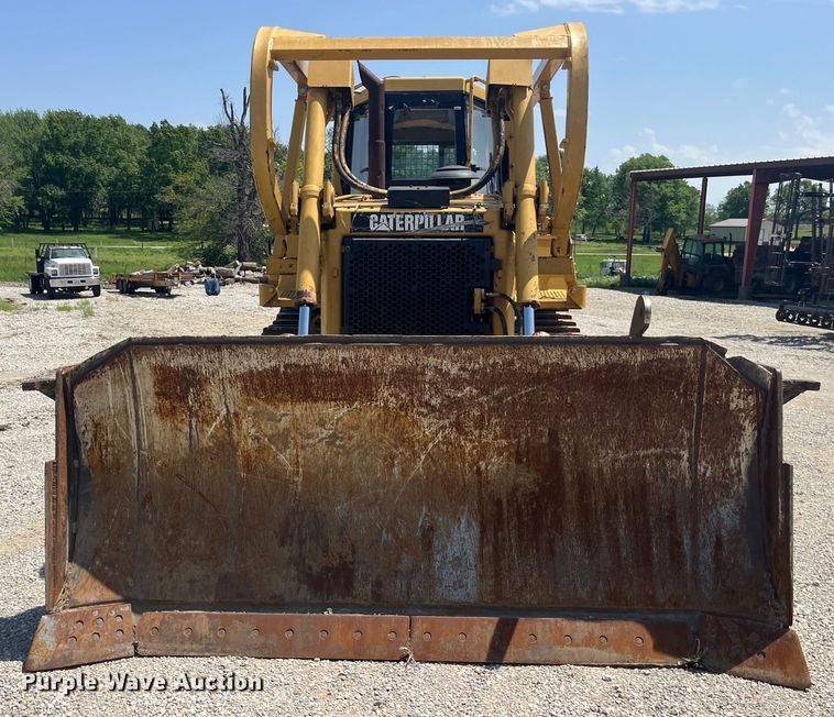 image for item EK8504 2004 Caterpillar  D6R XL dozer