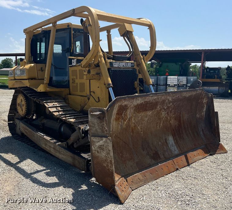 image for item EK8504 2004 Caterpillar  D6R XL dozer
