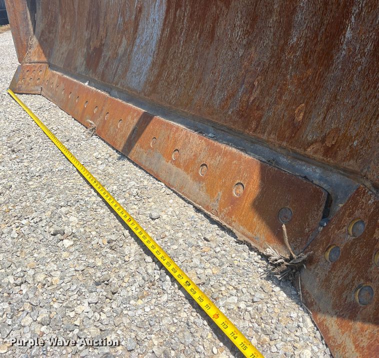 image for item EK8504 2004 Caterpillar  D6R XL dozer