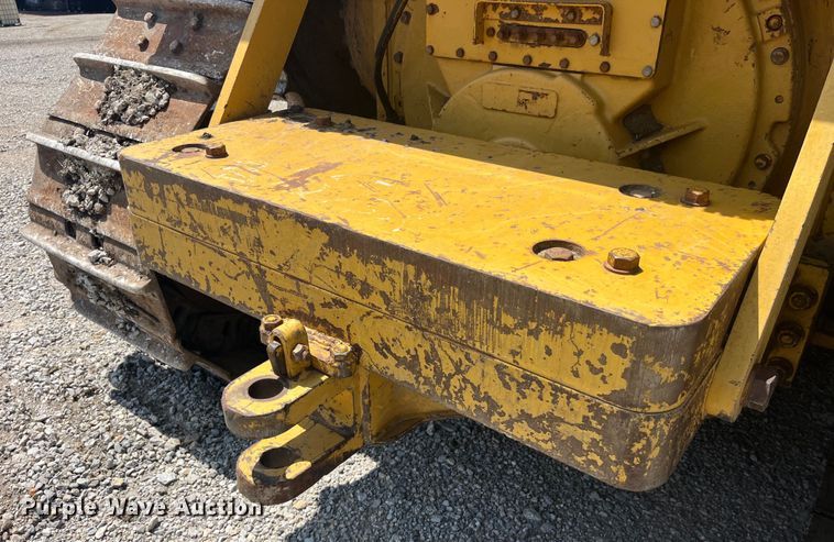 image for item EK8504 2004 Caterpillar  D6R XL dozer