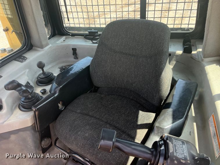 image for item EK8504 2004 Caterpillar  D6R XL dozer