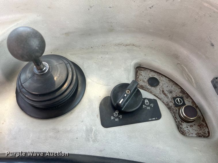 image for item EK8504 2004 Caterpillar  D6R XL dozer