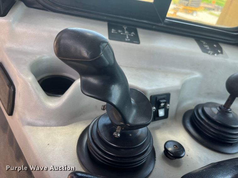 image for item EK8504 2004 Caterpillar  D6R XL dozer