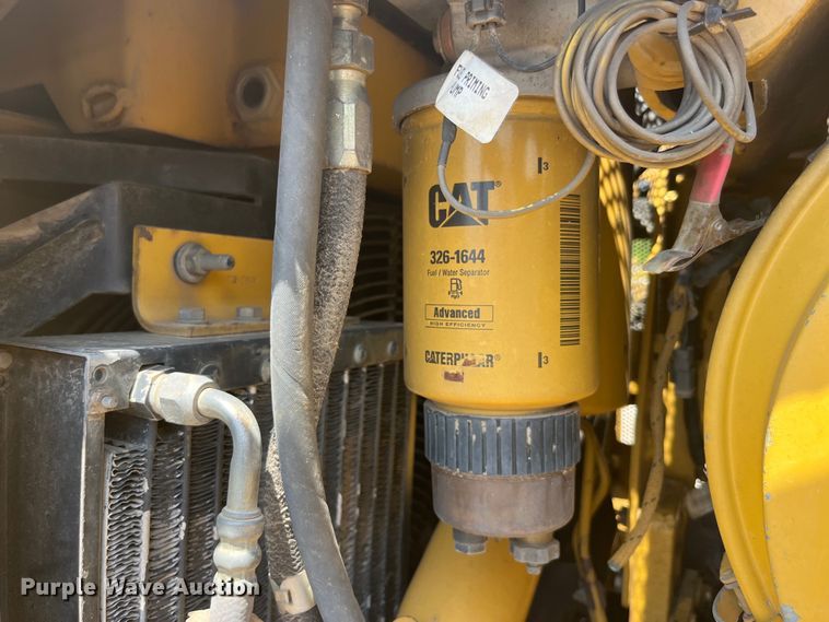 image for item EK8504 2004 Caterpillar  D6R XL dozer