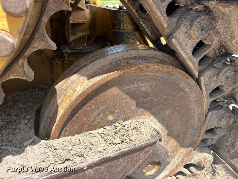 image for item EK8504 2004 Caterpillar  D6R XL dozer