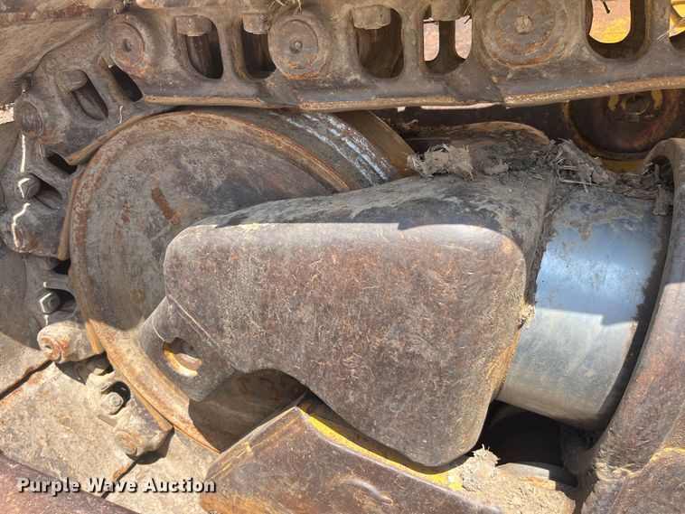 image for item EK8504 2004 Caterpillar  D6R XL dozer