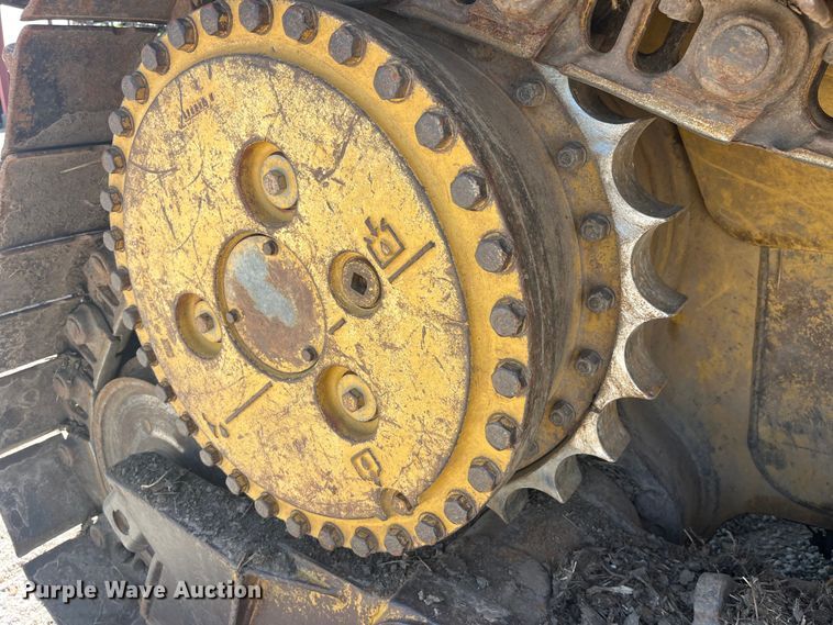 image for item EK8504 2004 Caterpillar  D6R XL dozer