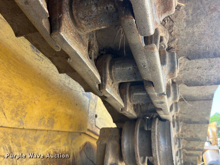 image for item EK8504 2004 Caterpillar  D6R XL dozer