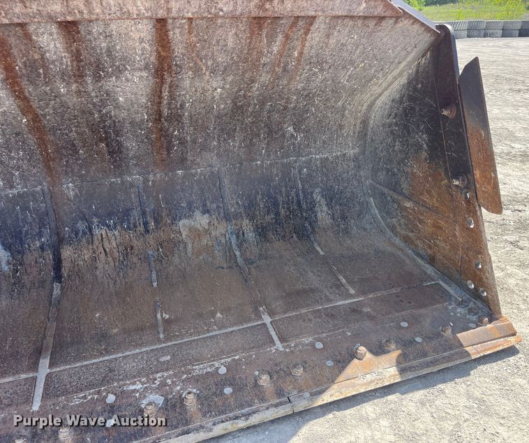 image for item EK8511 2009 John Deere 844K wheel loader