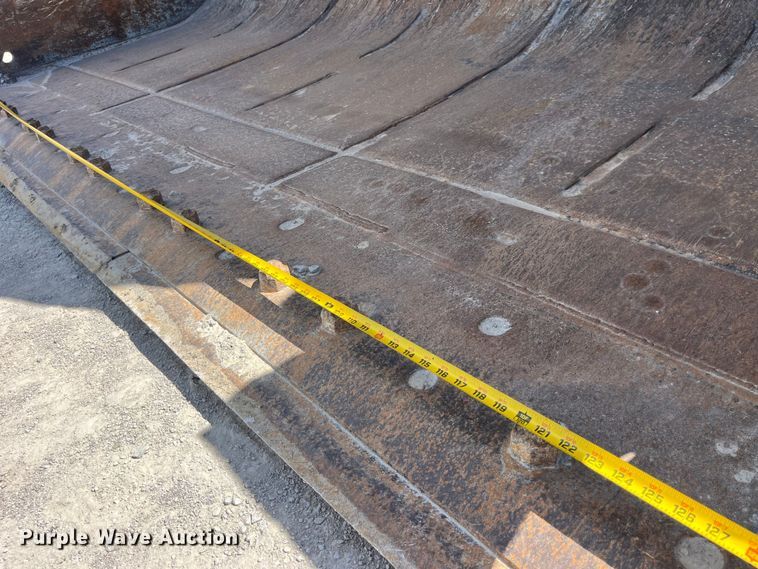 image for item EK8511 2009 John Deere 844K wheel loader