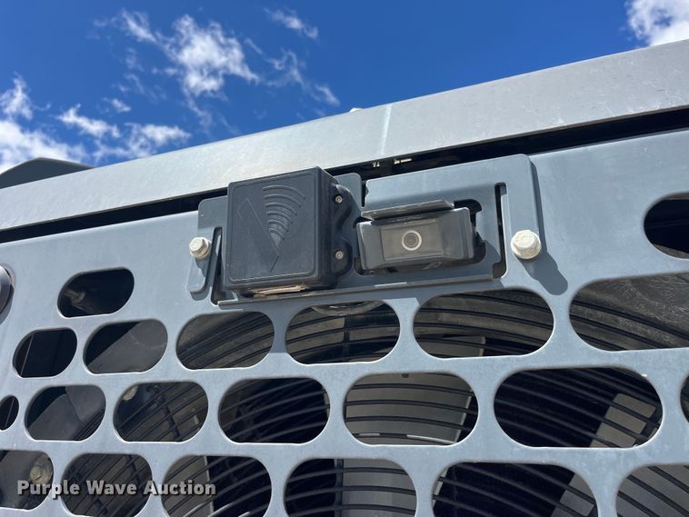 image for item EK8511 2009 John Deere 844K wheel loader