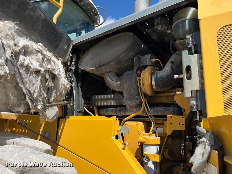 image for item EK8511 2009 John Deere 844K wheel loader