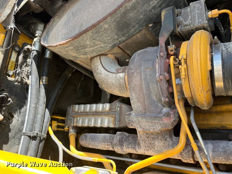 image for item EK8511 2009 John Deere 844K wheel loader