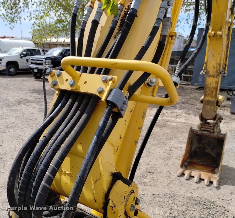 image for item EO9964 2013 Komatsu PC88MR-8 mini excavator