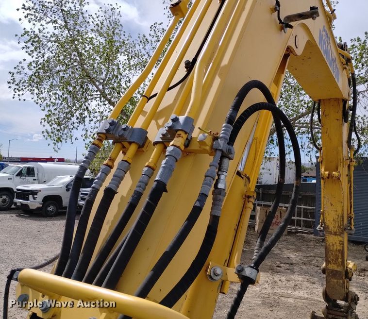 image for item EO9964 2013 Komatsu PC88MR-8 mini excavator