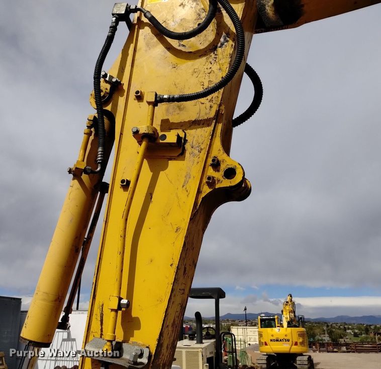 image for item EO9964 2013 Komatsu PC88MR-8 mini excavator