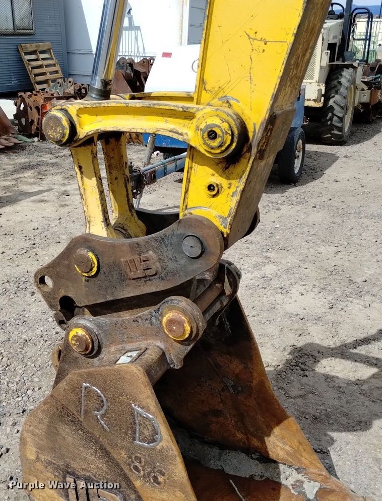 image for item EO9964 2013 Komatsu PC88MR-8 mini excavator