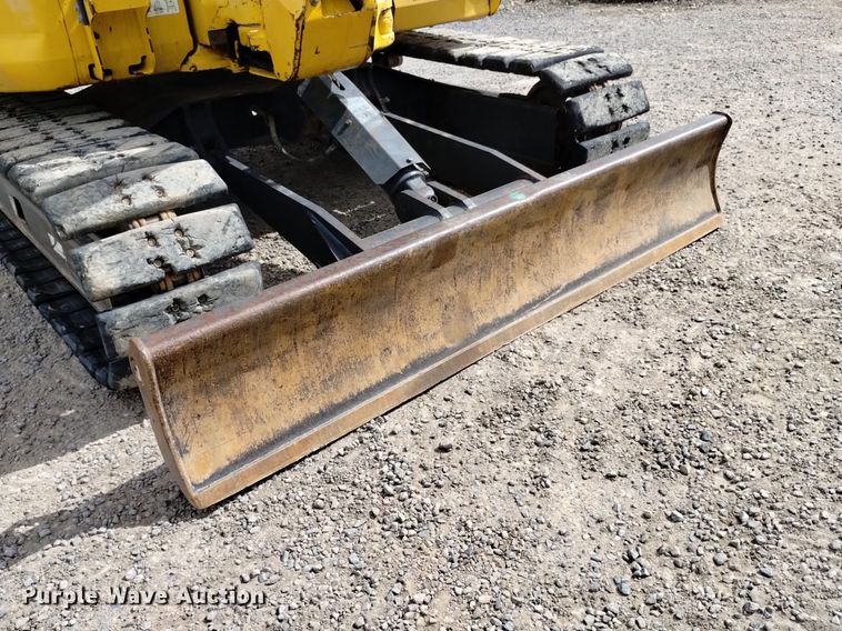 image for item EO9964 2013 Komatsu PC88MR-8 mini excavator