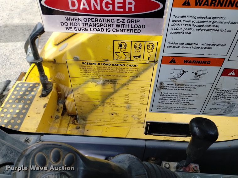 image for item EO9964 2013 Komatsu PC88MR-8 mini excavator