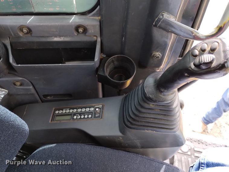 image for item EO9964 2013 Komatsu PC88MR-8 mini excavator