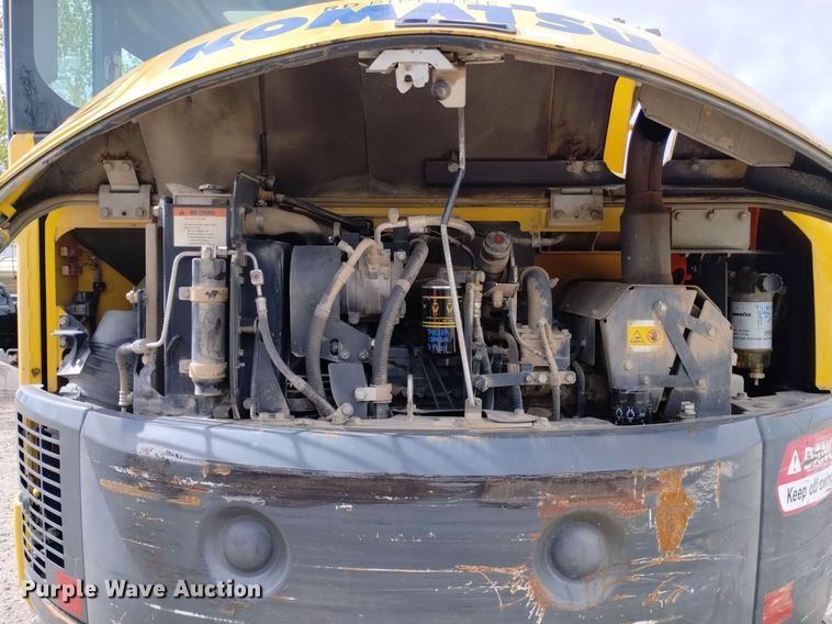 image for item EO9964 2013 Komatsu PC88MR-8 mini excavator