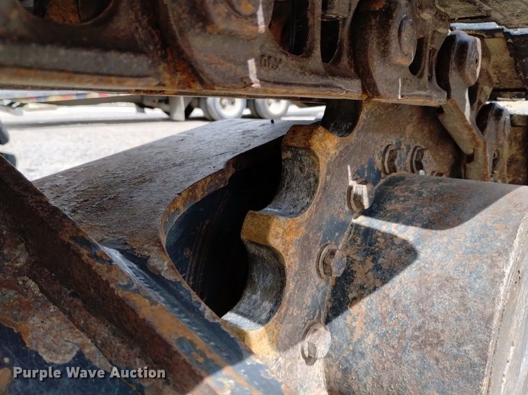 image for item EO9964 2013 Komatsu PC88MR-8 mini excavator