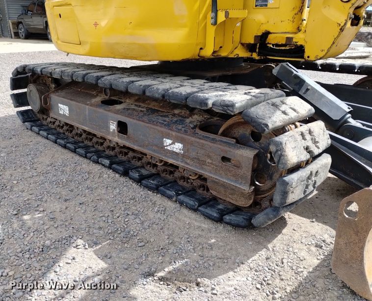 image for item EO9964 2013 Komatsu PC88MR-8 mini excavator