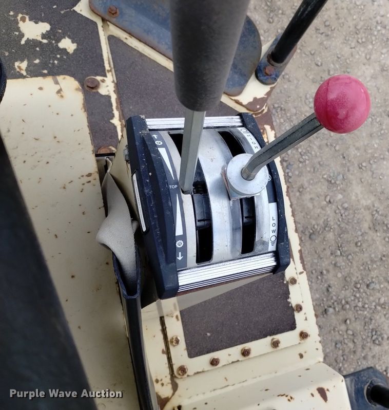 image for item EO9965 Ingersoll Rand  SD40F single drum vibratory roller